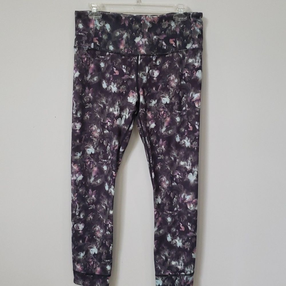 Harmony Balance Leggings Size Large 7/8 Floral Seam Details Tulip Cuffs